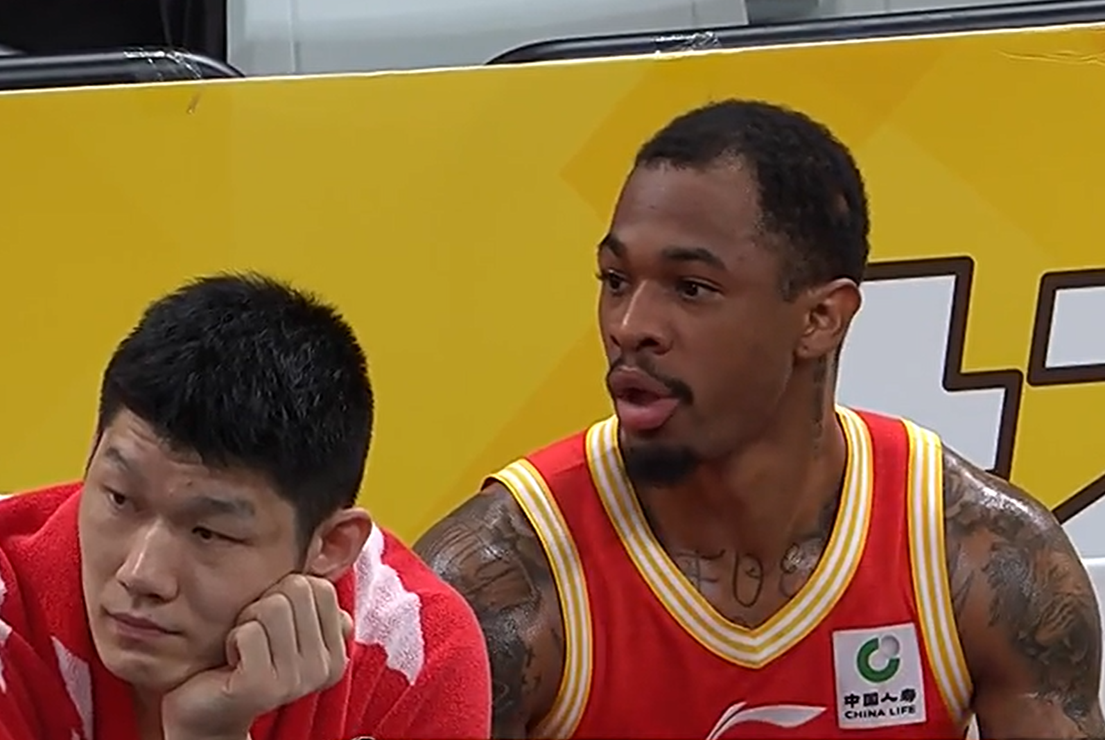 星空体育官网-输山西2分!揪出1个表现最差之人,坑惨了广厦队